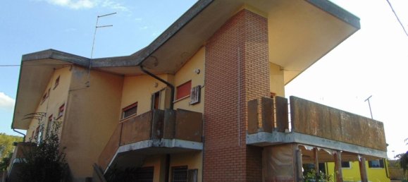 4 rooms Apartment in Papozze, Italy No. 81090 6