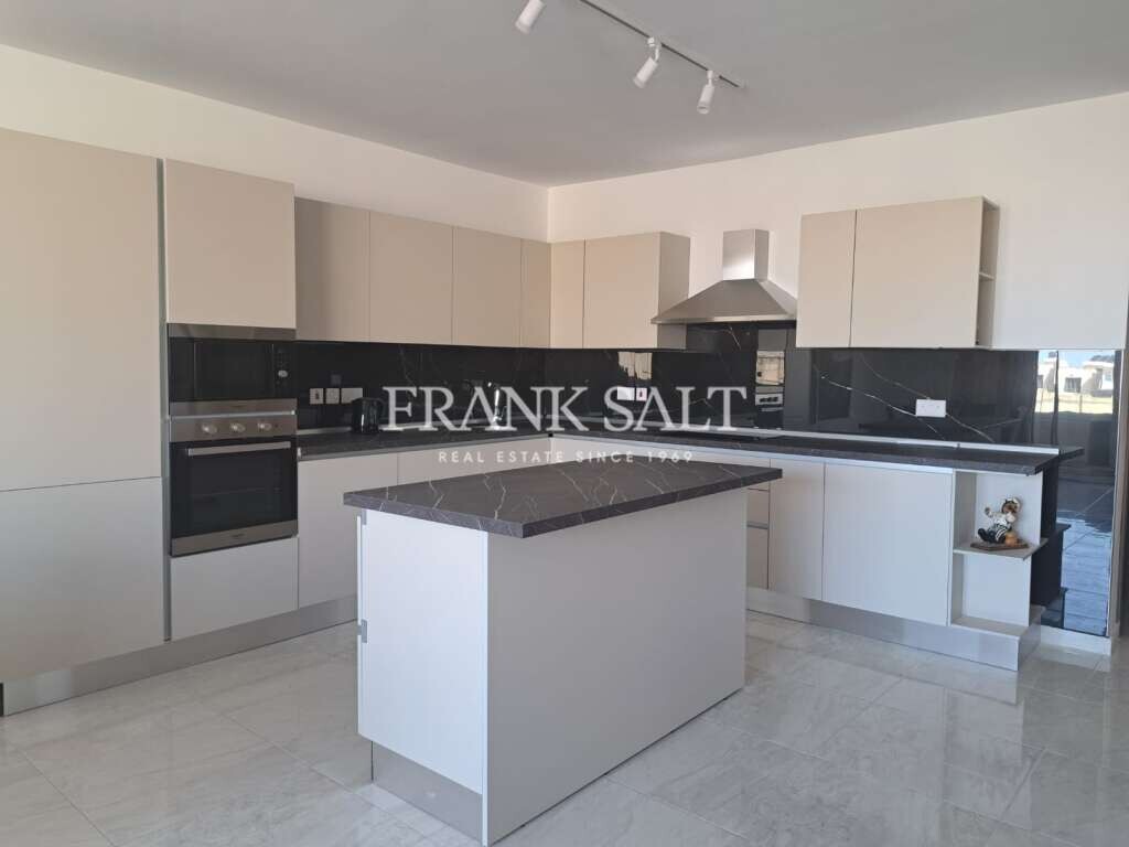 2 bedrooms Apartment in Mellieha, Malta No. 11613