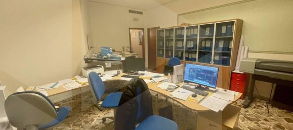 3 rooms Apartment in Andria, Italy No. 15120 4