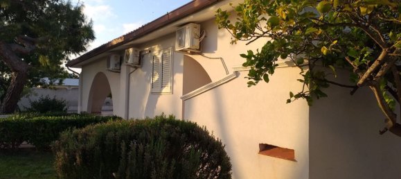 6 rooms House in Avetrana, Italy No. 21029 4