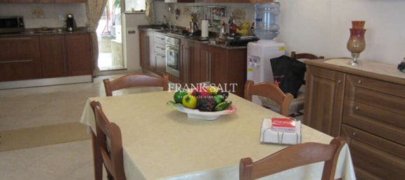 3 chambres Appartement à Hamrun, Malta No. 3844 14