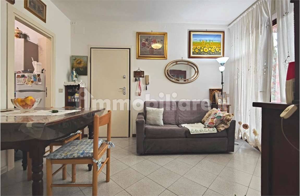 1 bedroom Apartment in Lucca, Italy No. 323916