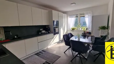 5 rooms Apartment in St. Polten, Austria No. 221750