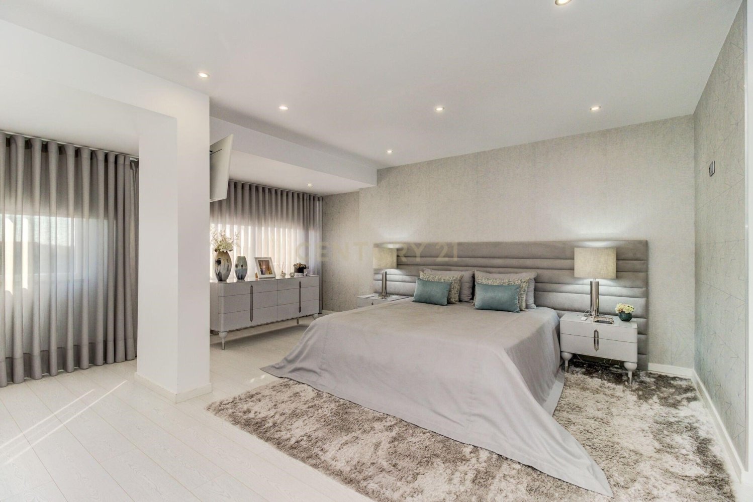 3 bedrooms Duplex in Cascais, Portugal No. 327706