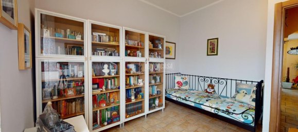 Квартира с 4 комнатами в Ладисполи, Италия № 24488 16