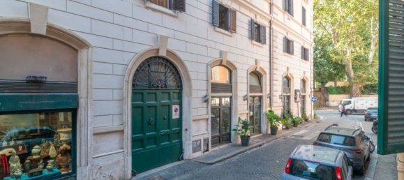 2 rooms Apartment in Rome, Italy No. 200917 12