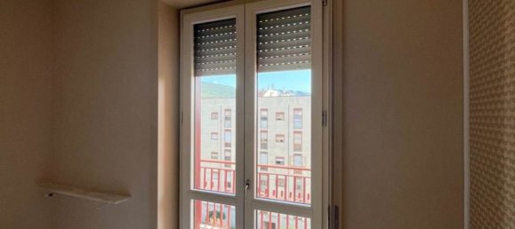 6 bedrooms Apartment in Foligno, Italy No. 358332 2