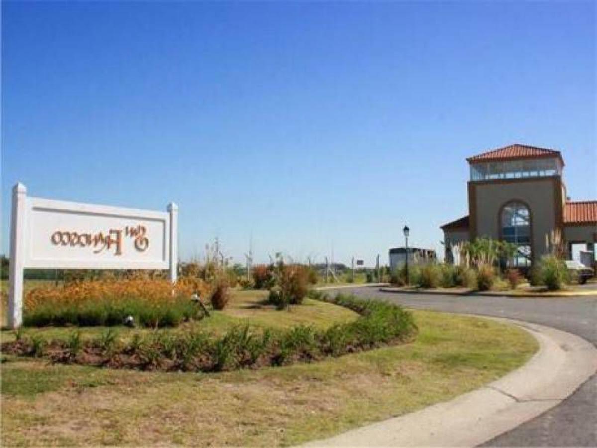  قطعة أرض في Tigre, Argentina رقم 41526