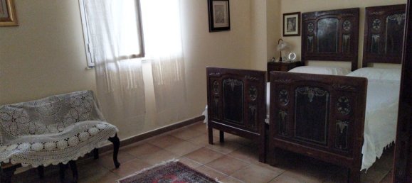 3 rooms House in San Roberto, Italy No. 160330 5