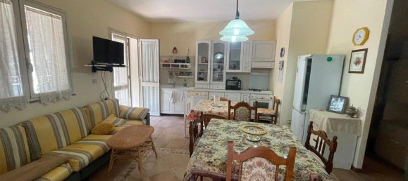 3 rooms House in San Roberto, Italy No. 160330 6