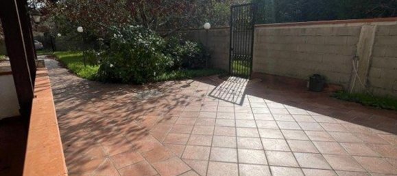 3 rooms House in San Roberto, Italy No. 160330 2