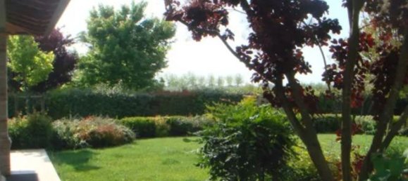 10 rooms House in Bastia Umbra, Italy No. 46636 4