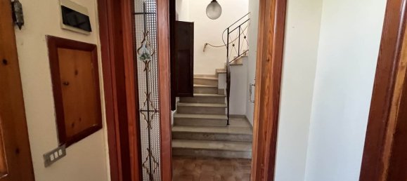 12 bedrooms House in Pistoia, Italy No. 339576 4