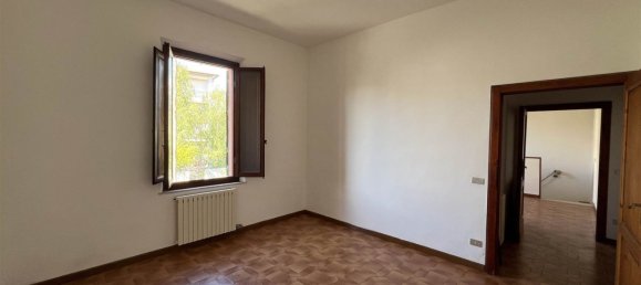 12 bedrooms House in Pistoia, Italy No. 339576 21