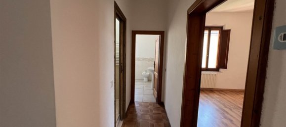 12 bedrooms House in Pistoia, Italy No. 339576 11