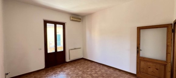 12 bedrooms House in Pistoia, Italy No. 339576 9