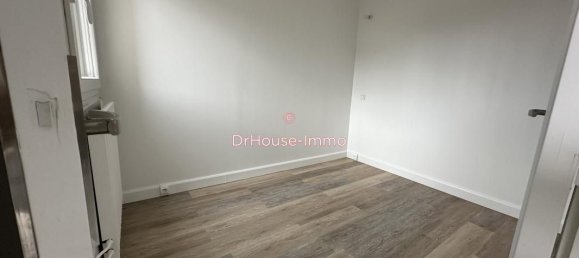 3 bedrooms Apartment in Mantes-la-Jolie, France No. 163202 8