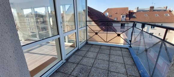 1 bedroom Apartment in Creil, France No. 240130 5