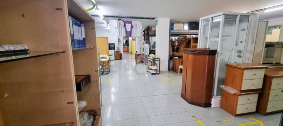 2 rooms Commercial property in Costa Masnaga, Italy No. 66205 8