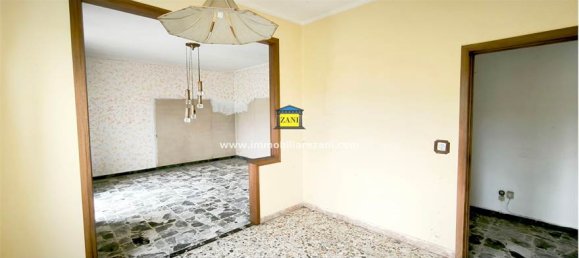 6 bedrooms Villa in Salsomaggiore Terme, Italy No. 293000 11