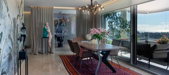 3 bedrooms Penthouse in Benahavis, Spain No. 2922 10