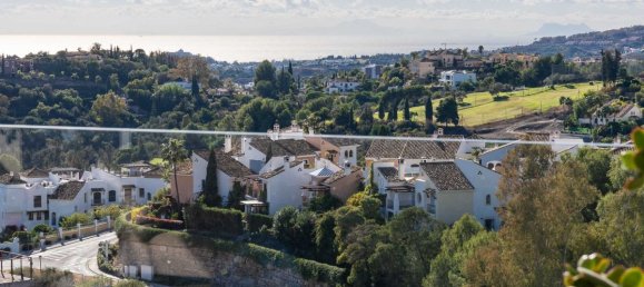 3 bedrooms Penthouse in Benahavis, Spain No. 2922 3