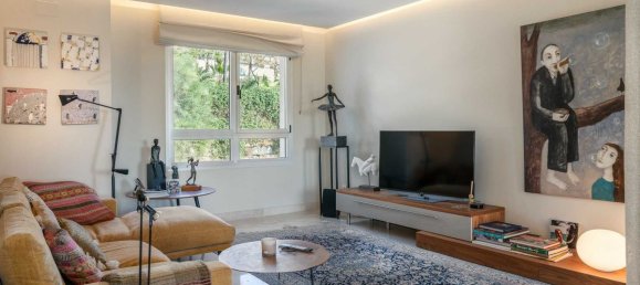 3 bedrooms Penthouse in Benahavis, Spain No. 2922 14