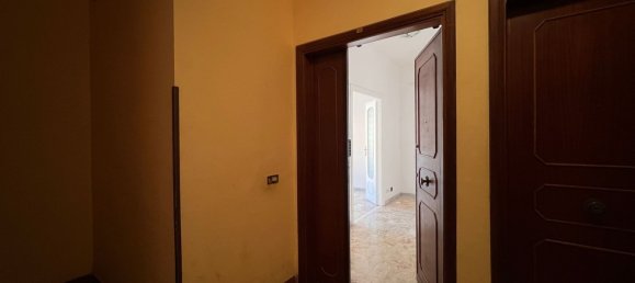 Apartamento de 2 habitaciónes en Genzano di Roma, Italy No. 109906 3