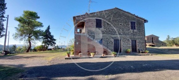 6 bedrooms House in Volterra, Italy No. 92741 7