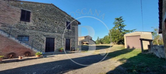 6 bedrooms House in Volterra, Italy No. 92741 9