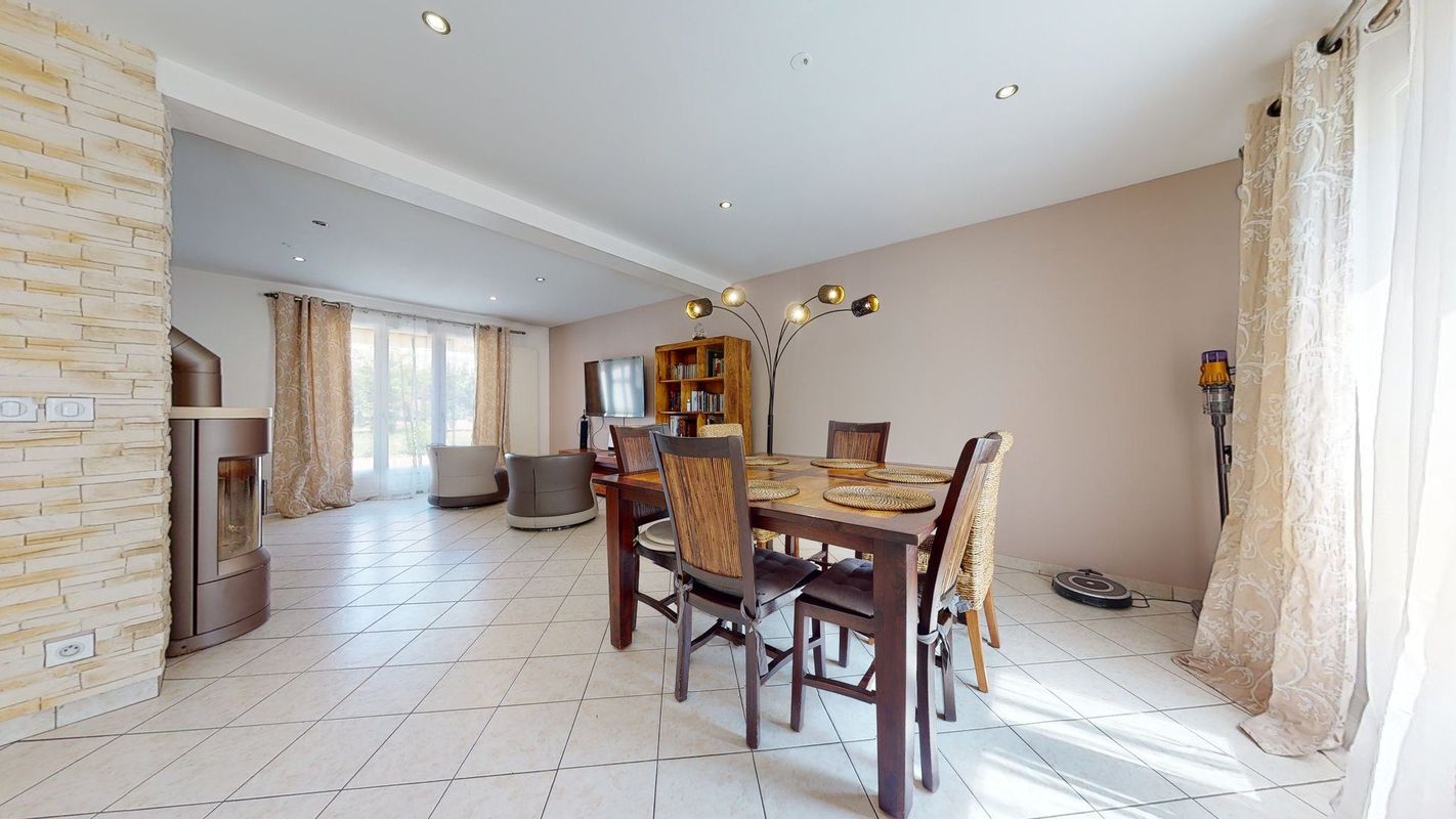 5 غرف نوم منزل في Cormeilles-en-Parisis, France رقم 181651