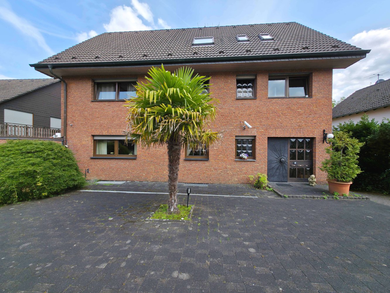 Apartamento de 2 dormitorios en Burscheid, Germany No. 269016