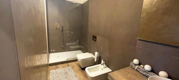 Квартира с 4 комнатами в Падуя, Италия № 232449 12