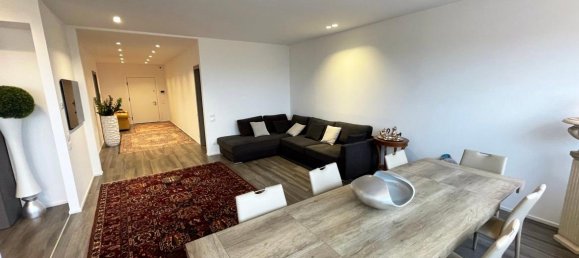 Квартира с 4 комнатами в Падуя, Италия № 232449 2