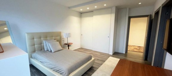 Квартира с 4 комнатами в Падуя, Италия № 232449 8