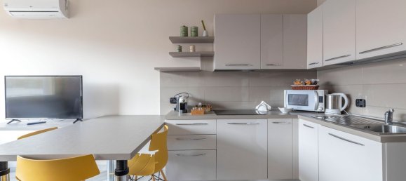 2 rooms Penthouse in Catania, Italy No. 306976 5