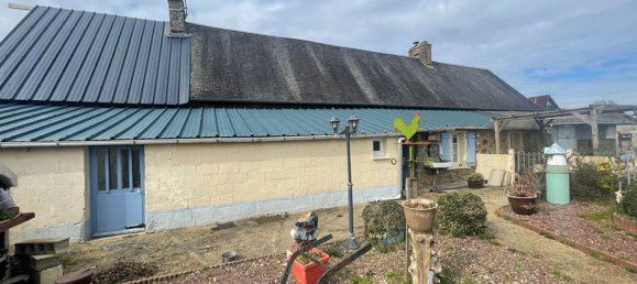 2 bedrooms House in Manche, France No. 189888 2