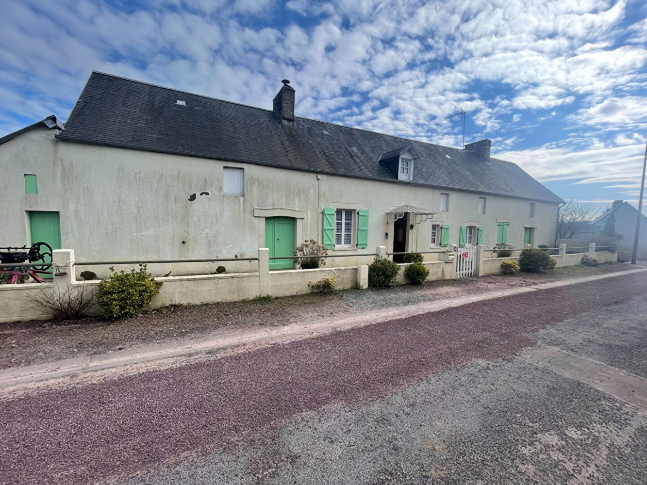 2 bedrooms House in Manche, France No. 189888