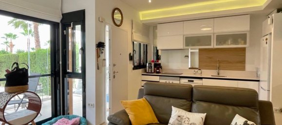 Apartamento de 2 dormitorios en La Zenia, Spain No. 175781 10