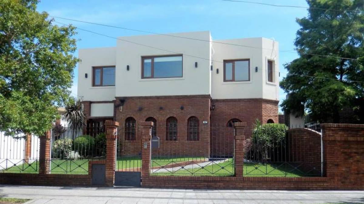 4 chambres Maison à Quilmes, Argentina No. 20872