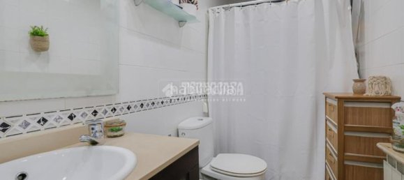 Apartamento de 3 dormitorios en Sant Andreu, Spain No. 187620 22
