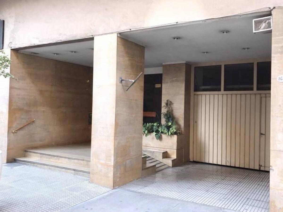 4 bedrooms Apartment in Buenos Aires, Argentina No. 82428