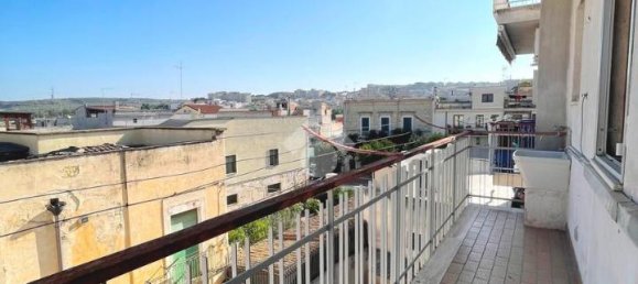 3 rooms Apartment in Canosa di Puglia, Italy No. 117626 11