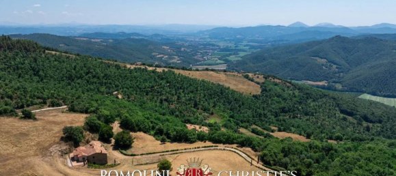 5 bedrooms House in Città di Castello, Italy No. 107684 2