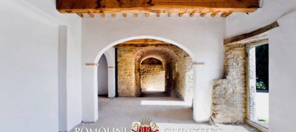 5 bedrooms House in Città di Castello, Italy No. 107684 23