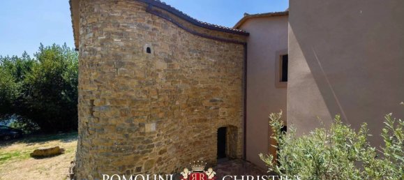5 bedrooms House in Città di Castello, Italy No. 107684 20