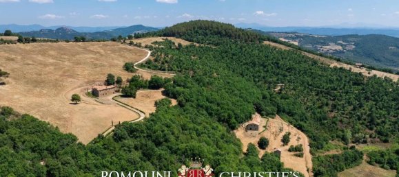 5 bedrooms House in Città di Castello, Italy No. 107684 9