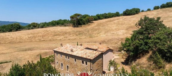 5 bedrooms House in Città di Castello, Italy No. 107684 4