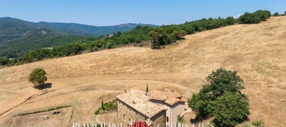 5 bedrooms House in Città di Castello, Italy No. 107684 5