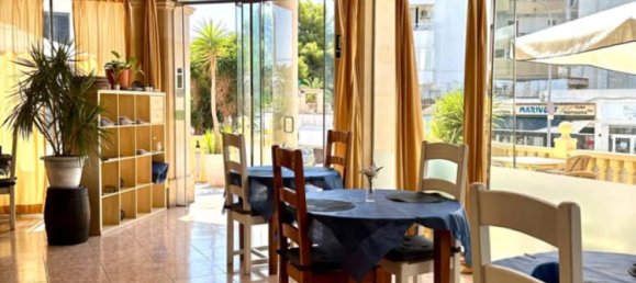 300m² Commercial property in Palma de Majorca, Spain No. 185904 24